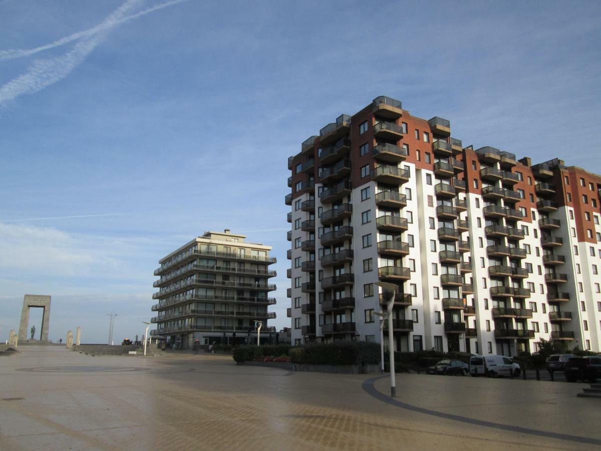 Apartment Plaza De Panne