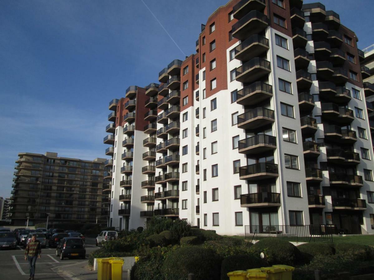 Plaza Apartment